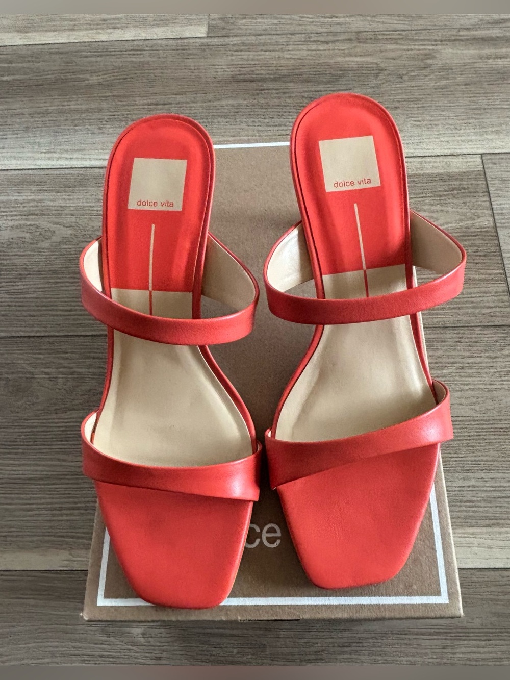 Dolce Vita Genova Leather Sandal, Punch. 9.5